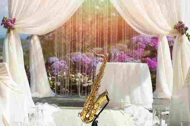 wedding saxophonist expert